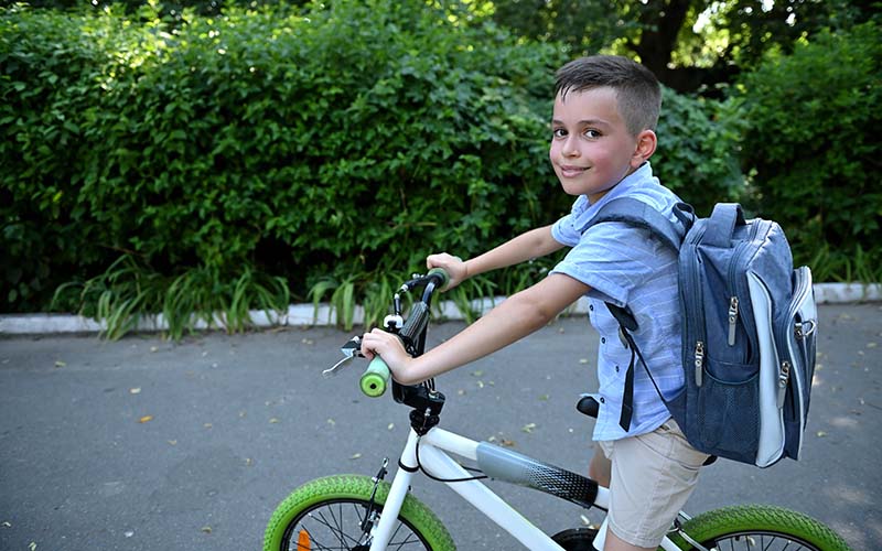 Na kole do školy aneb co potřebuje malý školák cyklista